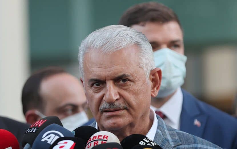 Peker’in İddialarına Yanıt: “Oğlum, Test Kiti ve Maske Götürmüştür”
