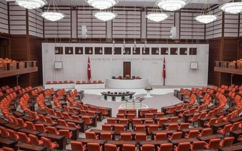 Dövizini TL’ye Dönüştürenlere Vergi Kıyağı