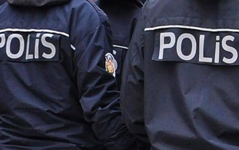 İstanbul’da Suriyelilerin Aracına Uyuşturucu Koyan 6 Polis Tutuklandı