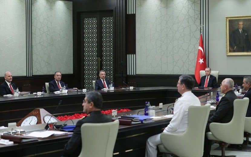 YAŞ Kararları: Deniz ve Hava Kuvvetleri Komutanları Değişti