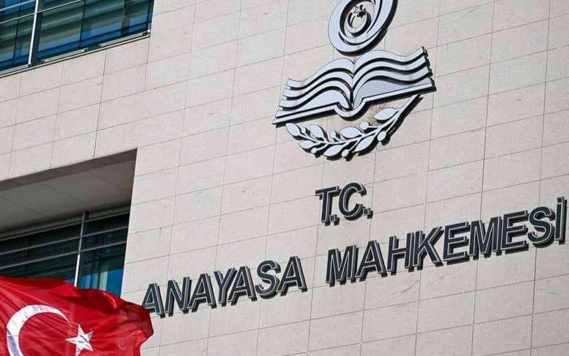 "AYM Kararı Yürürlükte: 200’ü Aşkın Kişi Tahliye Edildi"