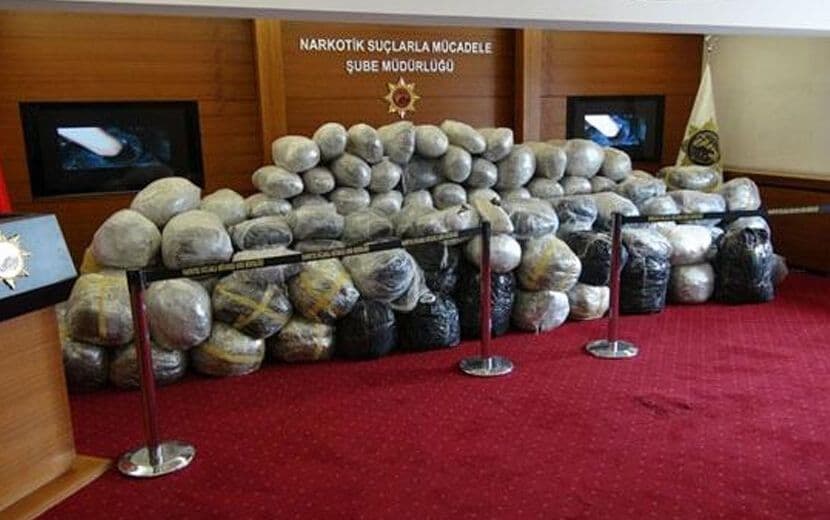 Jandarma Komutanı Uyuşturucu Kaçakçılığından Gözaltında