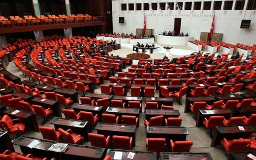 Halkbank’tan Vekillere 9.700 TL Maaş Promosyonu