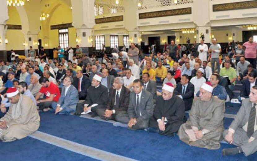 Mısır’da Vaazlar Merkezileştirildi