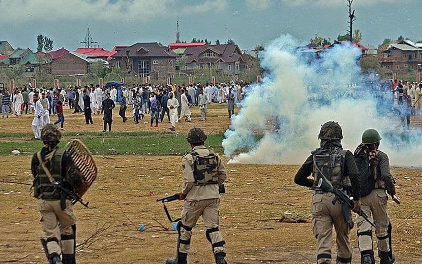 Keşmir’de Müslümanlar Tehdit Altında