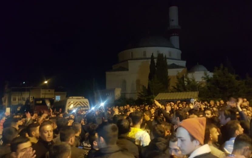 Tecavüz İddiası Halkı Sokağa Döktü