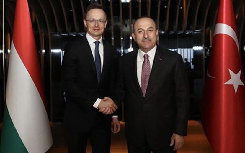 Çavuşoğlu: "ABD İle Bağlantılarımızı Kesmek Zorunda Değiliz”