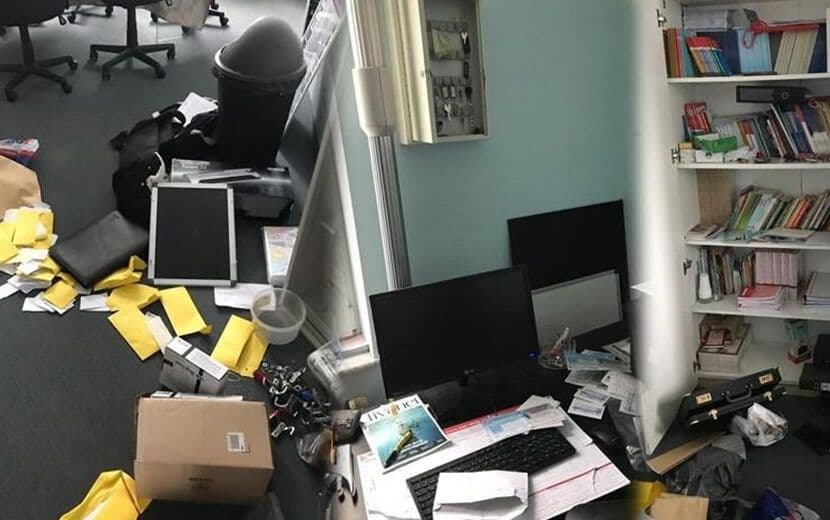 Almanya’da Bir Camiye Daha Saldırı Düzenlendi