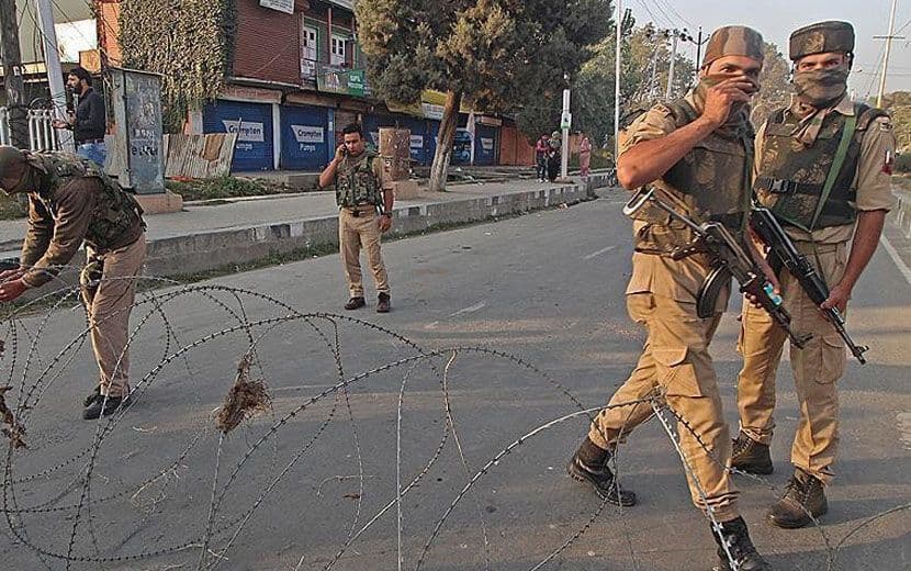 Keşmir’in Statüsünü Değiştirmeye Hazırlanan ‘Hindistan’a Pakistan’dan Uyarı!