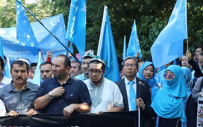 Müslümanlar Çin Zulmünü Protesto Etti
