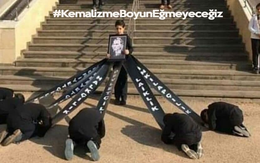 Sosyal Medyada Putperest Ayine Tepki