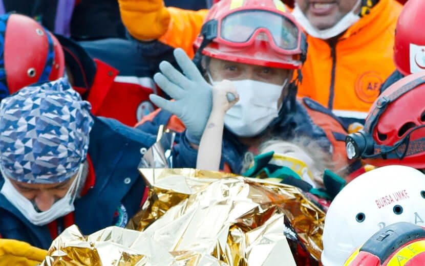 İzmir Depreminde Can Kaybı 98’e Yükseldi