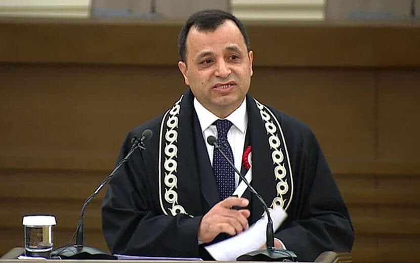 AYM Başkanı Arslan, Orwell’dan Alıntı Yaparak Sistemi Eleştirdi