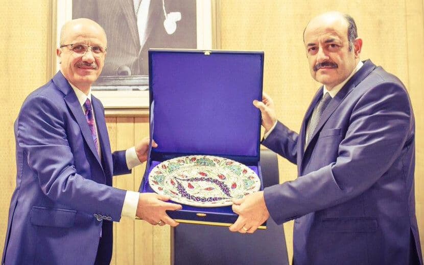 YÖK Başkanlığı’na Erol Özvar Getirilirken, Eski Başkan Saraç Cumhurbaşkanı Başdanışmanı Oldu