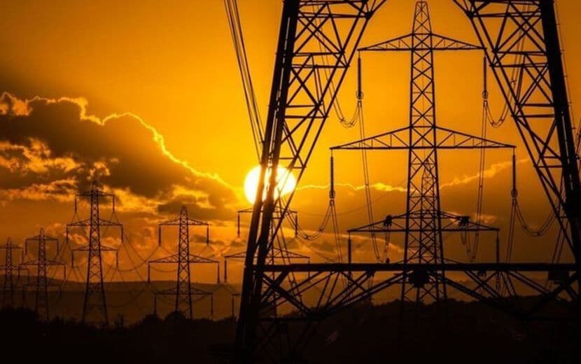 Türkiye’de Geniş Çaplı Elektrik Kesintisi Yaşandı