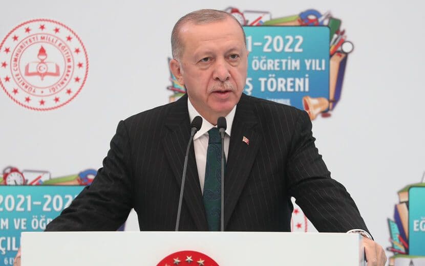 Erdoğan, Covid-19 Aşısına Muhalefeti Bilgi Kirliliği Olarak Niteledi