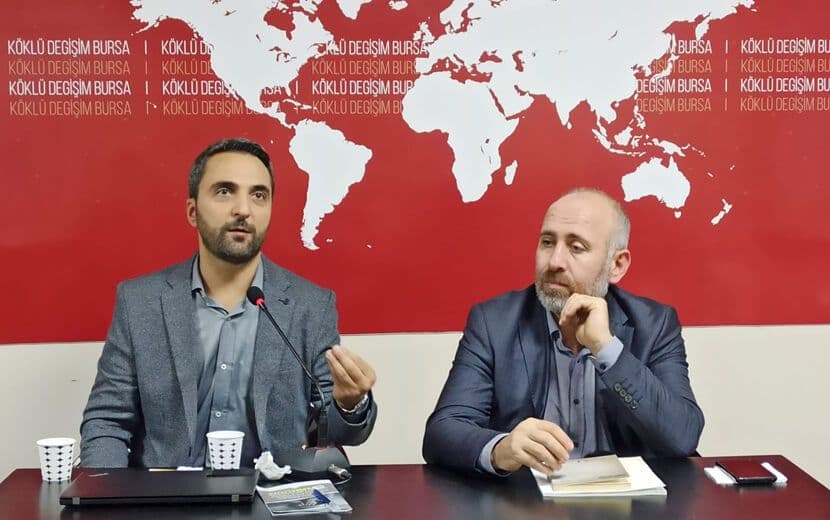 Bursa’da “Neden Hilafet?” Başlıklı Panel Gerçekleştirildi