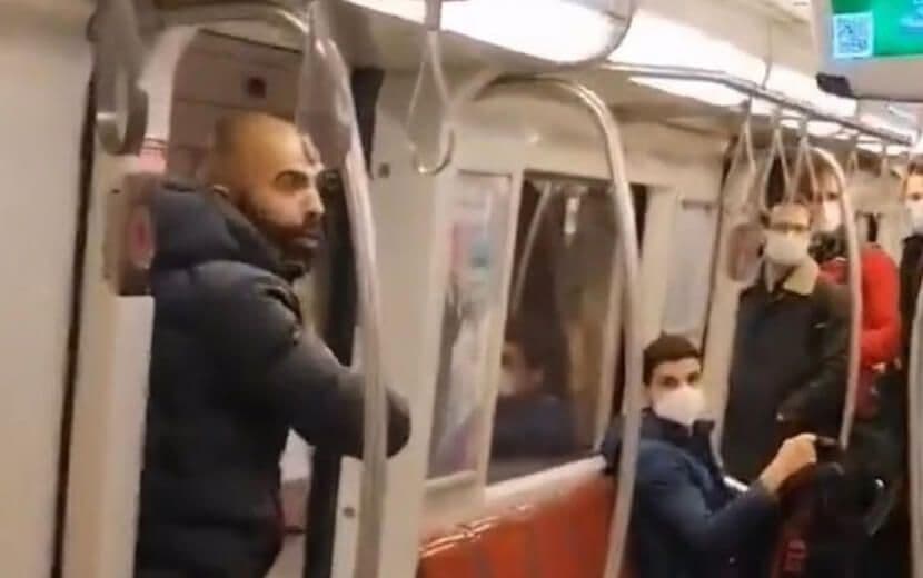 Nizam Bozuk Suç Yaygın: Metroda Bıçaklı Tehdit