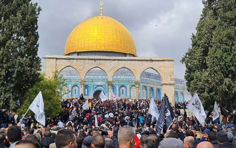 Hizb-ut Tahrir, Aksa’da Hilafet İçin Çağrıda Bulundu