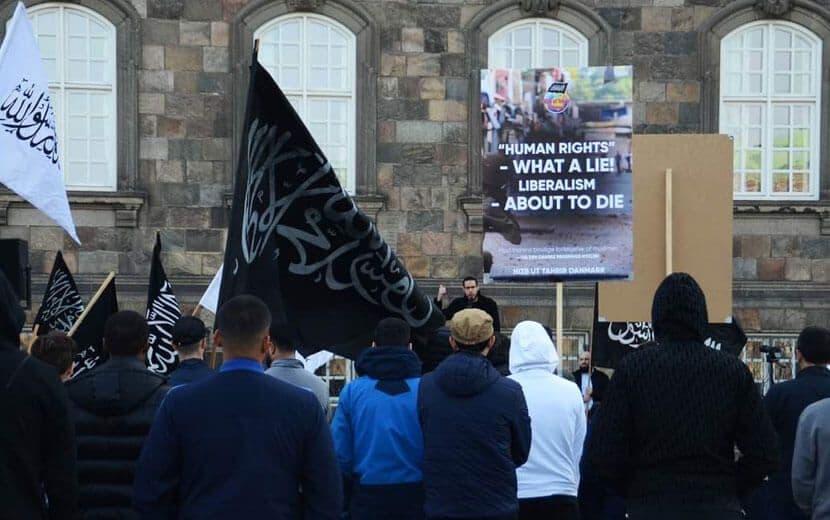 Hizb-ut Tahrir, Hindistan Başbakanı Modi’yi Danimarka Ziyaretinde Protesto Etti