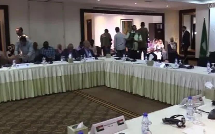 Sudan’da Diyalog Görüşmeleri Askıya Alındı!