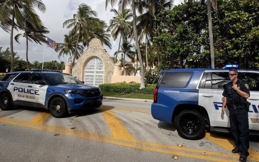 Trump’ın Evinde Yapılan Aramada Gizlilik Kararı Kaldırıldı