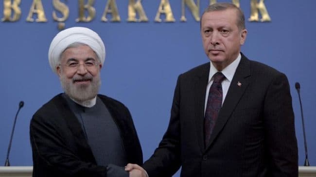 Biri Siyaset Diğeri İhanetin Belgesi