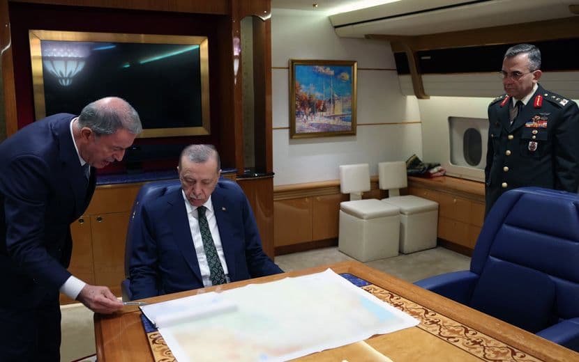 TSK, ABD ve Rusya’nın Hava Sahasını Kontrol Ettiği Bölgede Operasyon Düzenledi