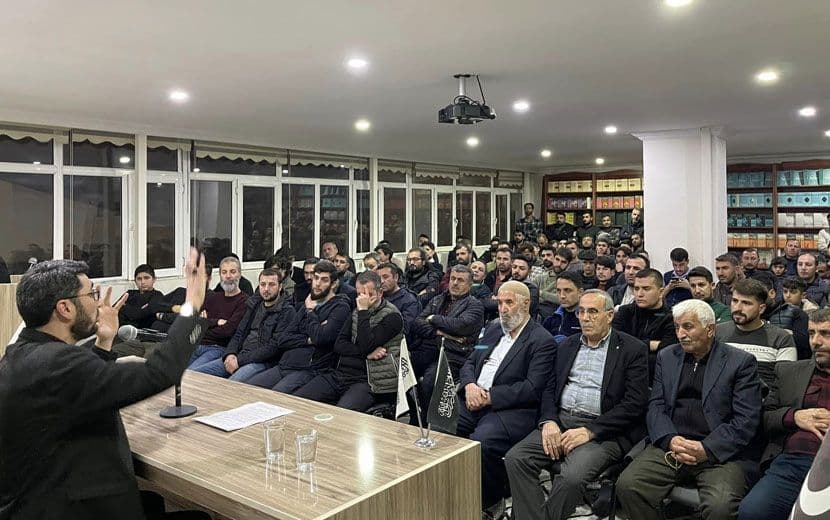 Köklü Değişim, Van’da “Terörden Bizi Kim Koruyacak” Başlıklı Panel Düzenledi