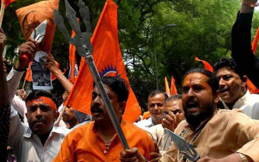 Hindistan Yönetimi, Müslüman Kadına Tecavüz Edip, Ailesini Öldüren Katilleri Salıverdi