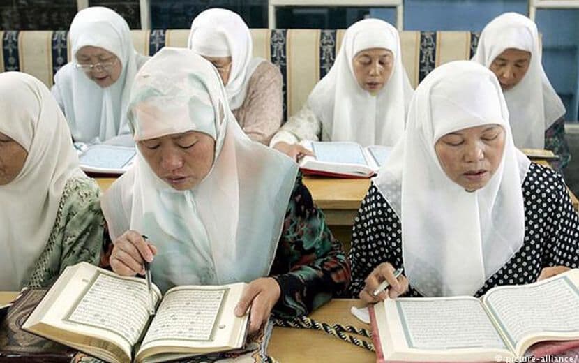 Çin "Komünizm’e Uygun" Müslüman Yetiştirmek İstiyor