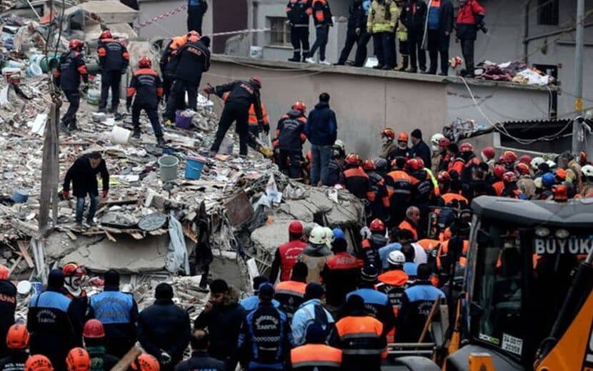 “Çöken Binada Ölenlerin Sayısı 11’e Yükseldi”