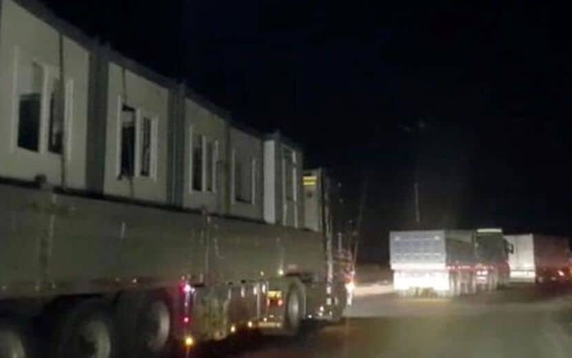 Türkiye İle Devriye Atan ABD’den YPG’ye 55 TIR Malzeme!