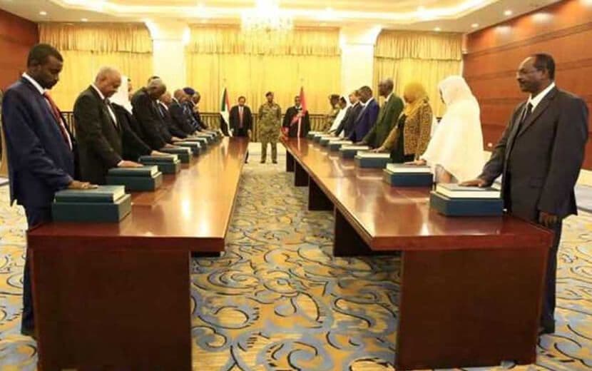 Hizb-ut Tahrir’den Sudan Analizi: “Sudan’da ‘Amerika Avrupa’ Çatışması”