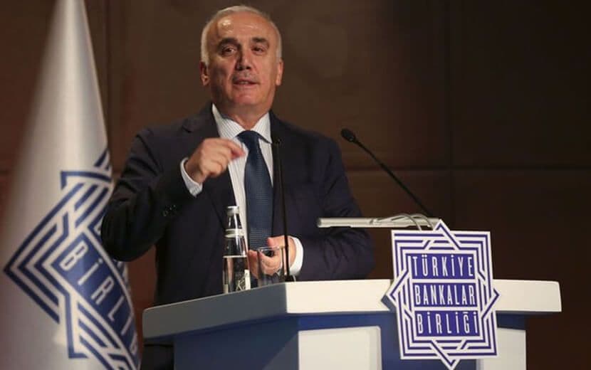 Bankalar Futbol Kulüpleri İçin Seferber Edildi