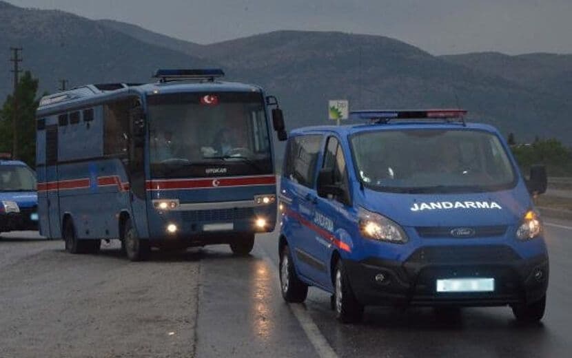 Askerler Uyuşturucu Sevkiyatından Tutuklandı