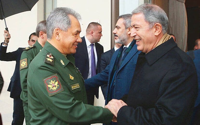 İdlib’de Rusya-Türkiye Ortak Devriyesi Protesto Ediliyor