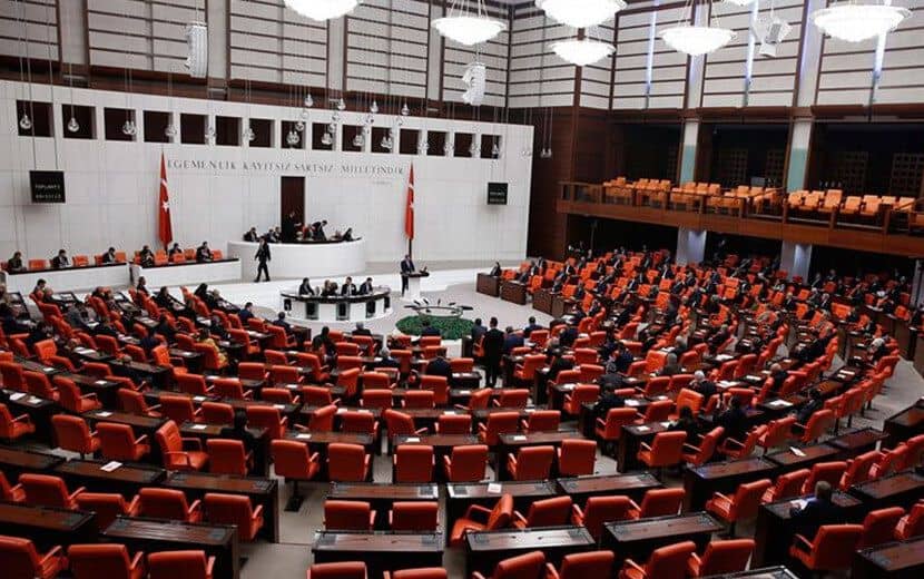 Hükümetin Baro Düzenlemesi TBMM’de