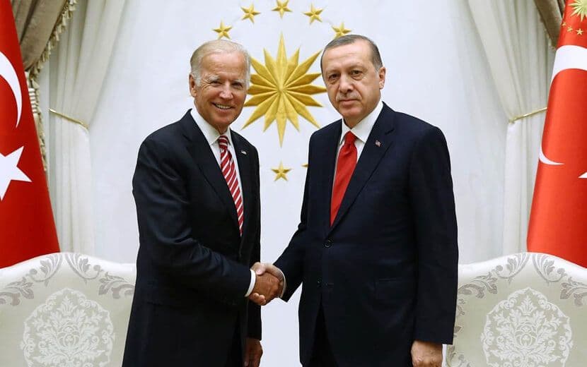 Sayın Erdoğan Siz de O ‘Kanlı Elleri’ Sıkıyorsunuz!