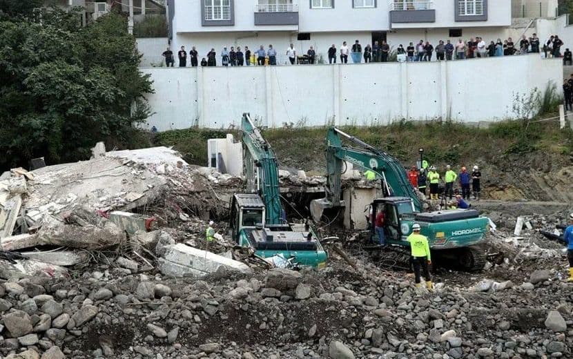 Sel Felaketinde Can Kaybı 70’e Yükseldi, 47 Kayıp Aranıyor