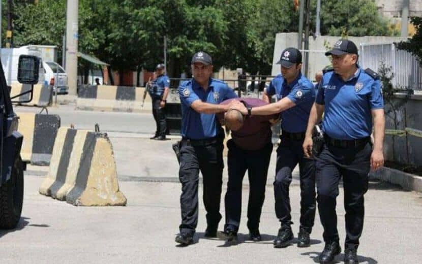 Gaziantep’te Suriyeli 70 Yaşındaki Kadını Tekmeleyen Saldırgan Tutuklandı