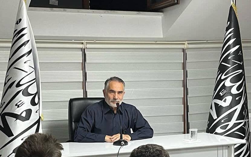 Köklü Değişim Yazarı Remzi Özer’den Seri Paneller