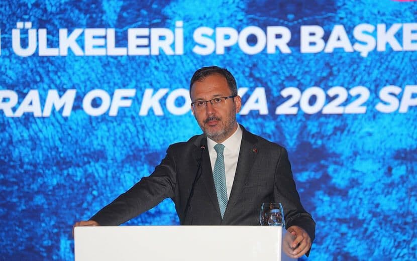 Kasapoğlu, Konya’daki Oyunları “İslam Alemine Layık” Olarak Tanımladı