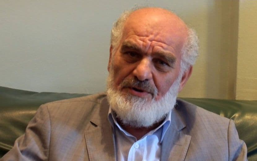 Mustafa Karahasanoğlu Vefat Etti