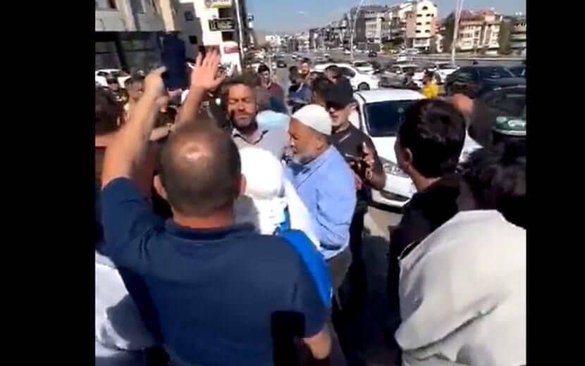 Ankara’da Çin’i Protesto Eden Uygurlara Sert Müdahale