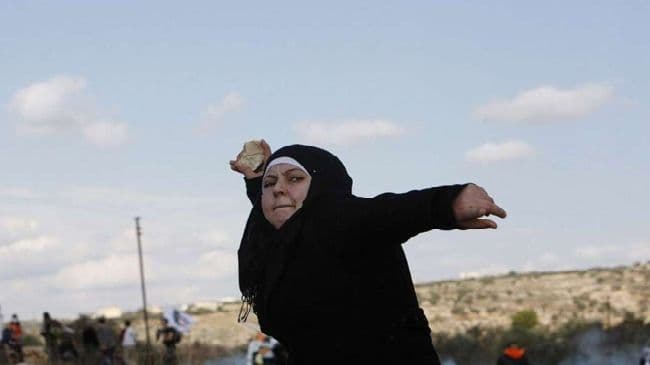 FİLİSTİNLİ KARDEŞİM KAN AĞLIYOR