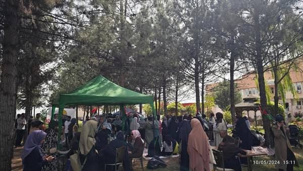 "Gazze Direniş Çadırı"nı ziyaret ettik.