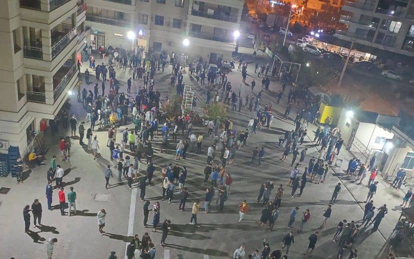 İzmir Buca'da 4.9 Büyüklüğünde Deprem Meydana Geldi