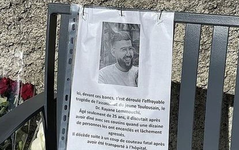 CEZAYİRLİ DOKTOR, FRANSA’DA IRKÇI SALDIRGANLARCA KATLEDİLDİ