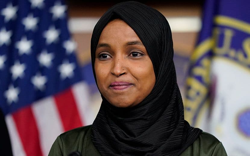 İşte Demokrasi: ABD, “İsrail”i Eleştiren Vekili Cezalandırdı